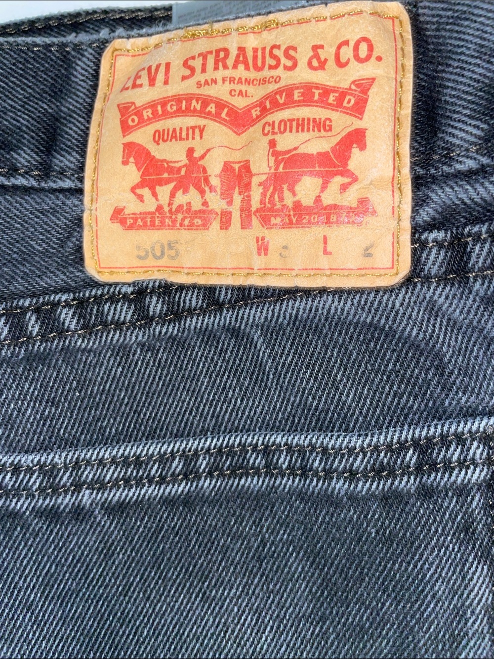 Men’s EUC VINTAGE LEVI’S 505 Reg Straight Sz  34/32 faded blk & grey faded Jeans - Picture 3 of 10